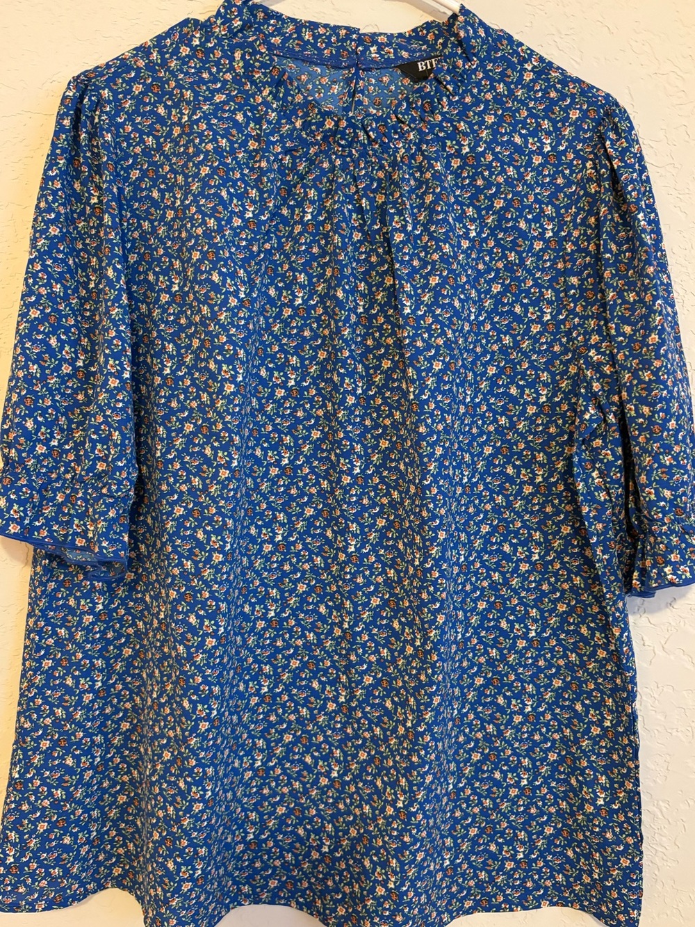 BTFV Blue Floral Short-Sleeve Blouse
